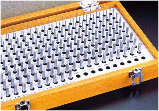 PEEK機(jī)加工零件內(nèi)孔塞規(guī)過(guò)盈配合生產(chǎn)與檢測(cè)